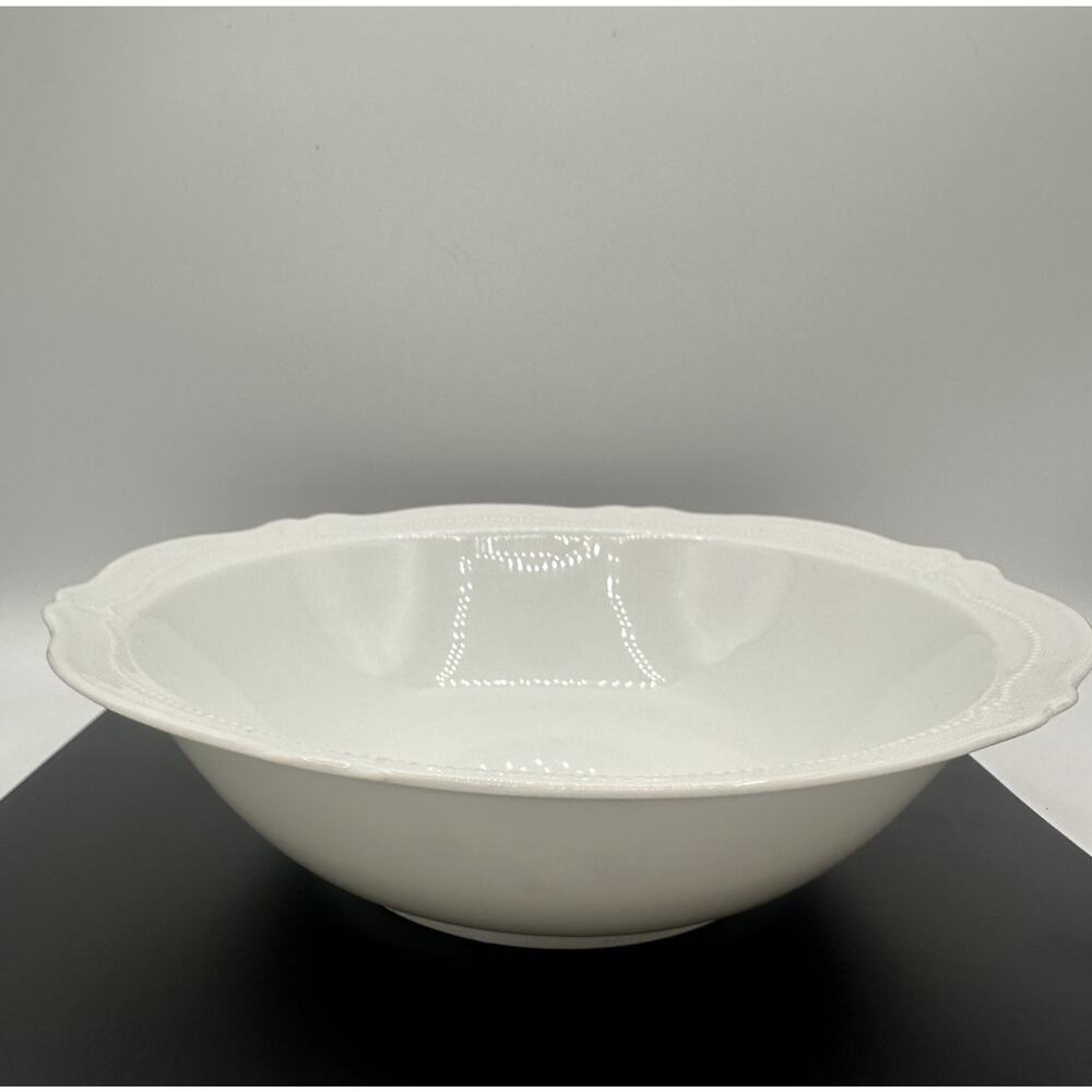 Hutschenreuther Vikroria Weis White Scalloped Bavaria Serving Vegetable Bowl 10”
